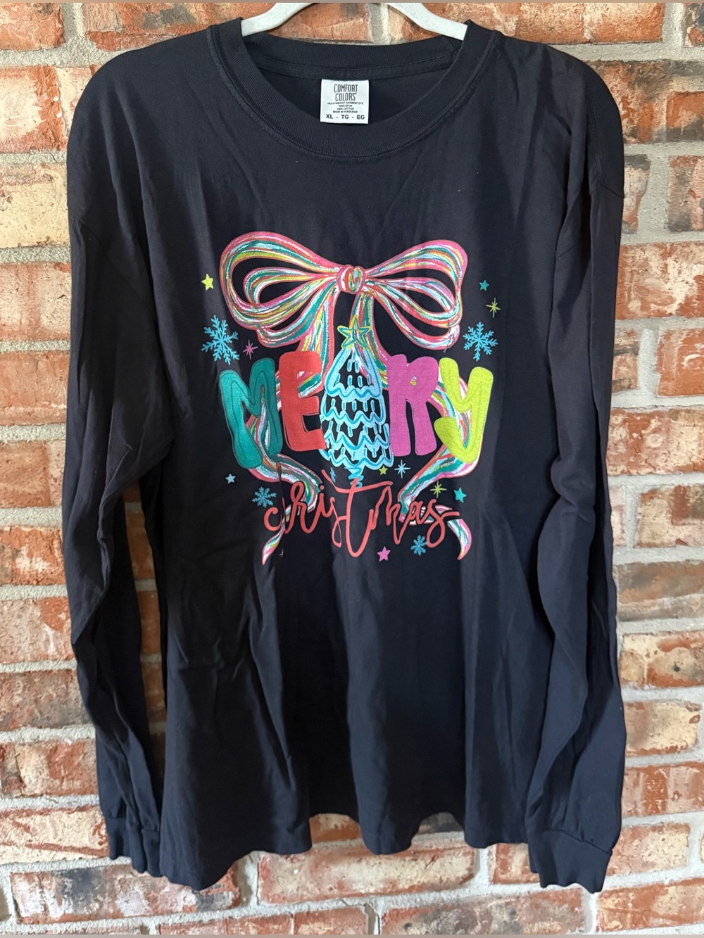 Comfort Colors Black Long-Sleeve 'Merry' Neon Holiday Graphic Tee